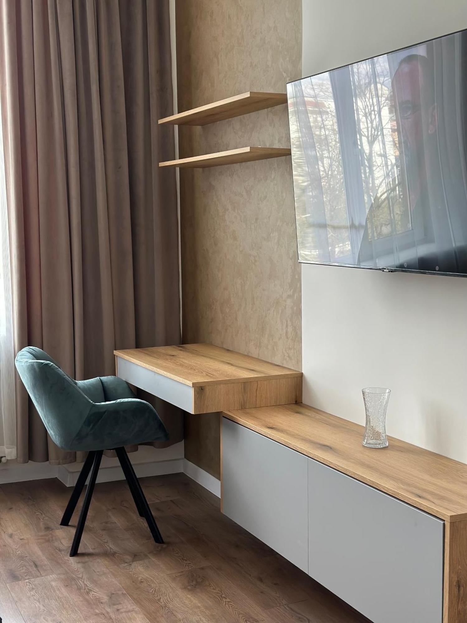 Romantic Apartments - In The Center Of Lviv , King-Size Bed المظهر الخارجي الصورة