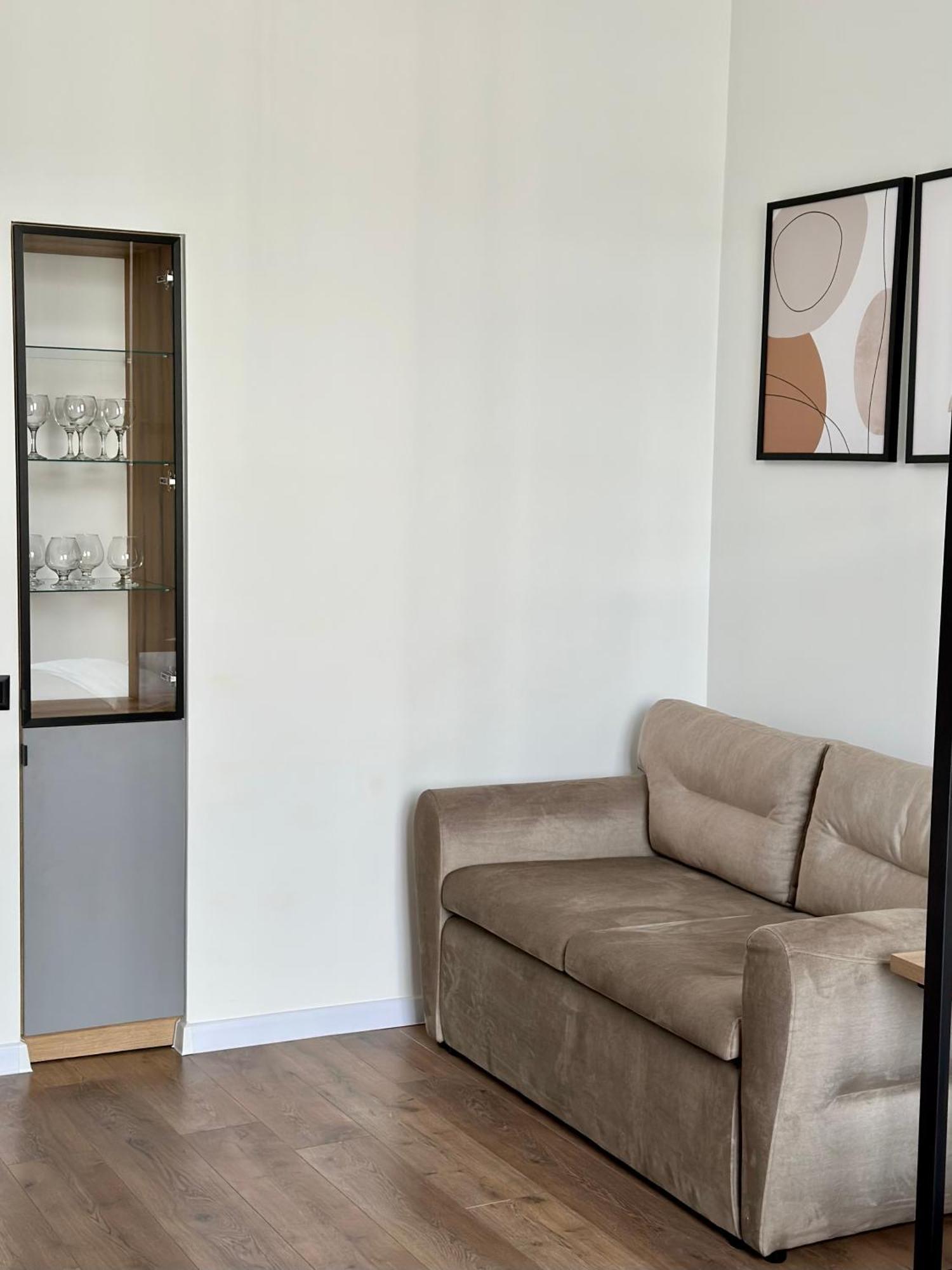 Romantic Apartments - In The Center Of Lviv , King-Size Bed المظهر الخارجي الصورة