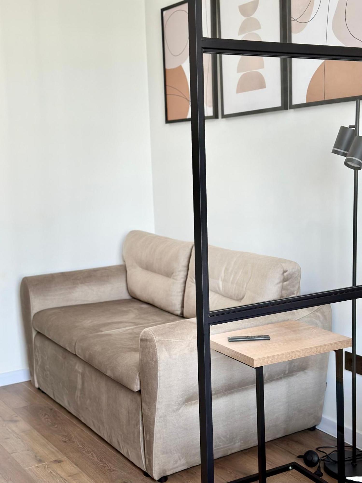 Romantic Apartments - In The Center Of Lviv , King-Size Bed المظهر الخارجي الصورة